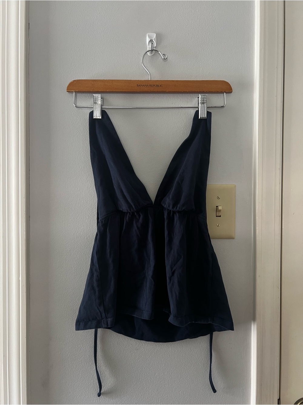 Aritzia Navy halter top - Picture 2 of 6